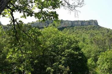 בית מלון כפרי Ibis Budget Saintmaximin