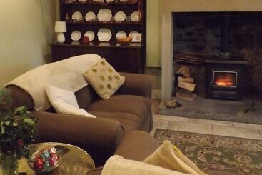 Дом Hillis Close Farm