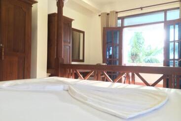 ホテル Coconut Bar Sea Lodge