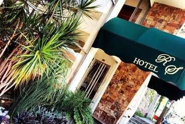 Hotel Rs