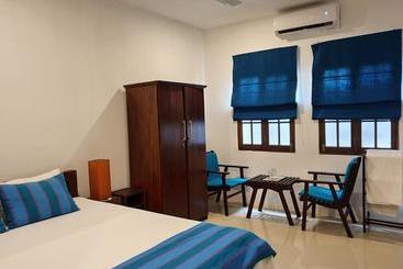 Жильё для туристов Lohas Beach Resort Villa