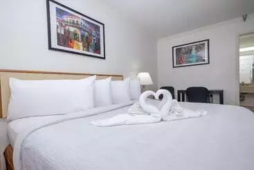 모텔 Contempra Inn