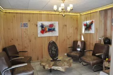 Отель Domaine Du Hirtz, Restaurant & Spa