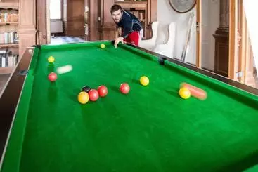 קוטג'' Springkell