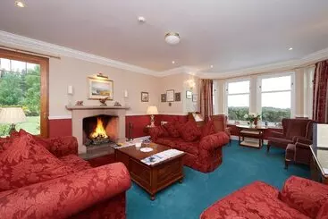 مبيت وإفطار Daviot Lodge