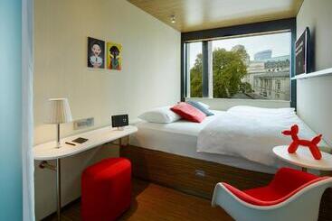 בית מלון כפרי Citizenm Tower Of London