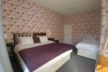 Hotel The Snake Pass Inn