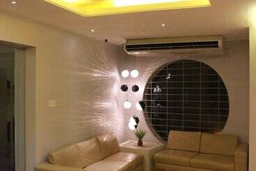 تختخواب و صبحانه Naas Serviced Apartments