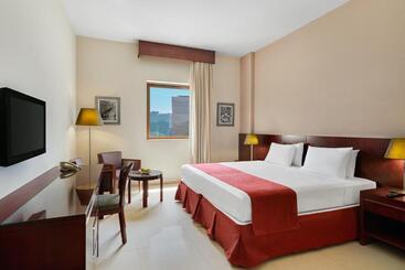 בית מלון כפרי Makarem Mina