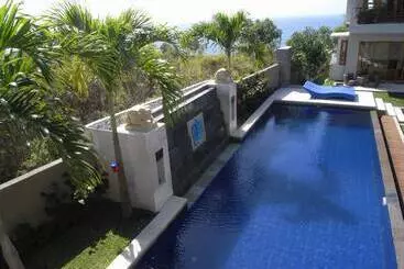 Apartaments turístics Blue Rose Villa