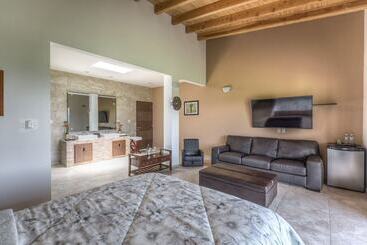 Отель Matea San Isidro