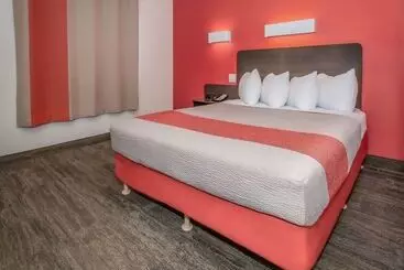 Motel 6 Saskatoon, Sk