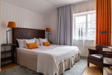 Otel Bryggan Fjallbacka