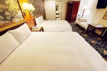 Kiwi Hotel Mrt Wenxin Branch