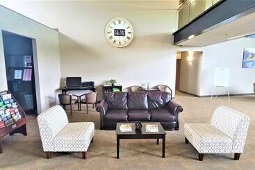 Qube Hotel   Polk City