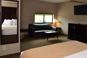 Qube Hotel   Polk City