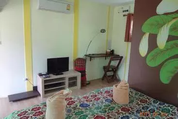 پانسیون At Home Sukhothai