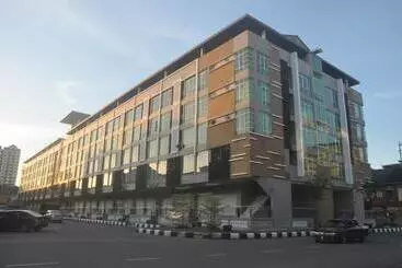 آپارتمان Al Aidid Homestay