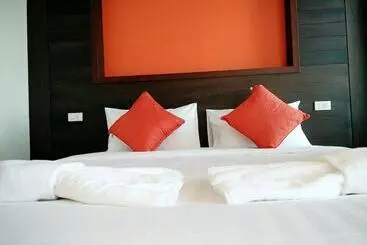 Hotel The Sea At Lanta