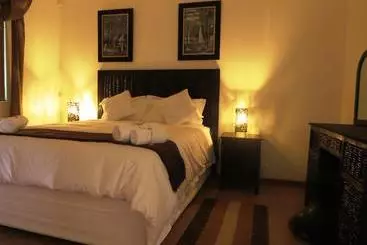 Pensionat Meerkatplaats Guesthouse And B&b