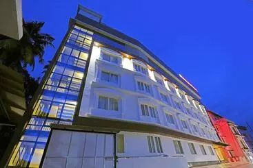 Bed & Breakfast Krishnavalsam Regency