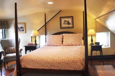 ベッドアンドブレックファースト Ashby Inn & Restaurant