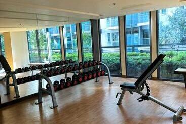 Lägenhetshotell 81 Newport Condominium Cluster 5 3a By Rechelle Nunag