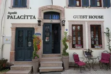 ホテル Ayvalık Palacitta Guesthouse