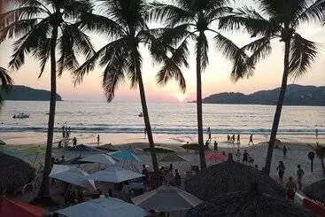 ペンション Villa Tulipanes