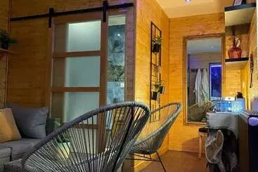 Bed and Breakfast Cense Ab