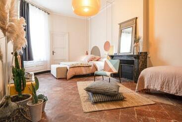 مبيت وإفطار Casa Sanchez