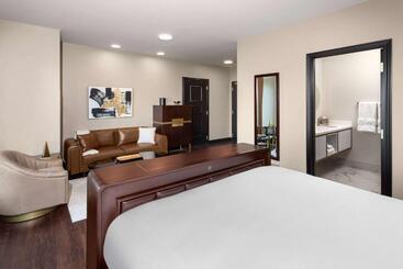 Legacy Hotel, Trademark Collection By Wyndham