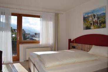 Отель Alpchalet Schwanstein