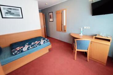 酒店 Bodensee Gästehaus Tettnang Albergo