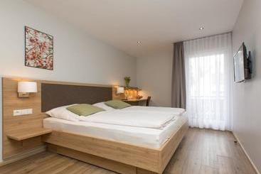 Hotel Restaurant & Appartements In Vino Veritas