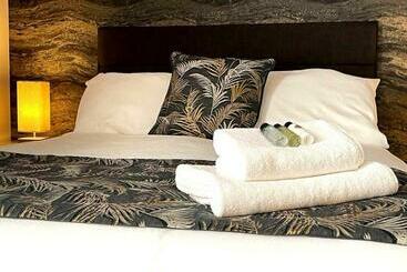 호스텔 The Corner Rooms At The Black Horse Inn