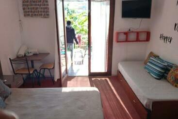 Dch Hostel Backpaquers