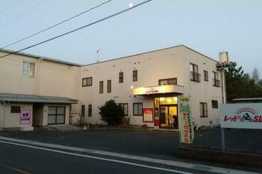 Ryokan ライダーハウス　レッドsun