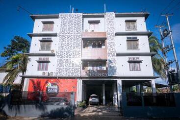 Hotel Gs Residency