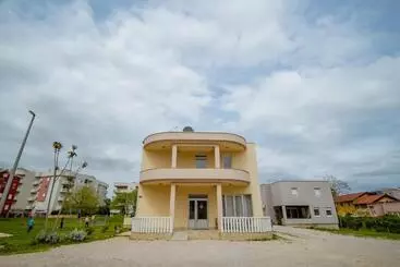 پانسیون Pansion Milena I Mario