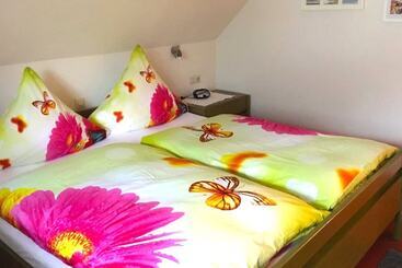 צימר Chalet Moos