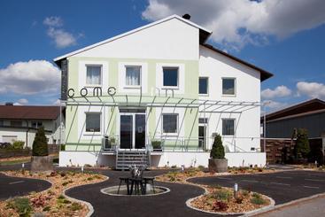 בית מלון כפרי Come Inn