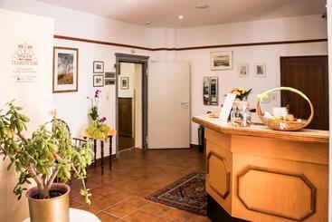 فندق Gästehaus Deutsches Haus