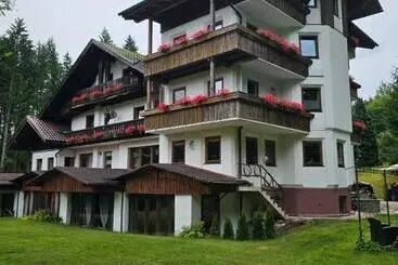 Hotelli Pension Schatzkisterl