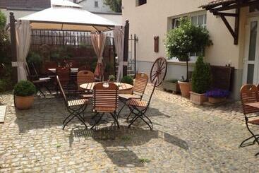 בית מלון כפרי Restaurant Alter Hof