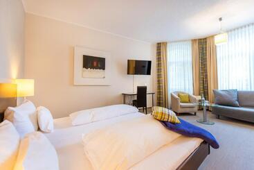 هتل Stein   Schiller S Manufaktur