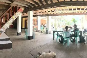 Albergue Simon S Inn And Restaurant