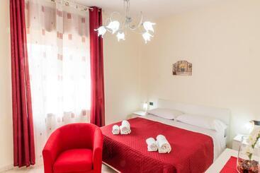 פנסיון Casa Ninina