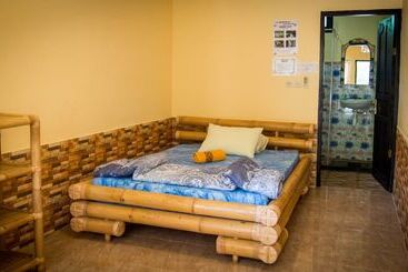 مبيت وإفطار Green View Widia