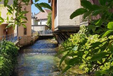 בית מלון כפרי Hôtel Le Divona